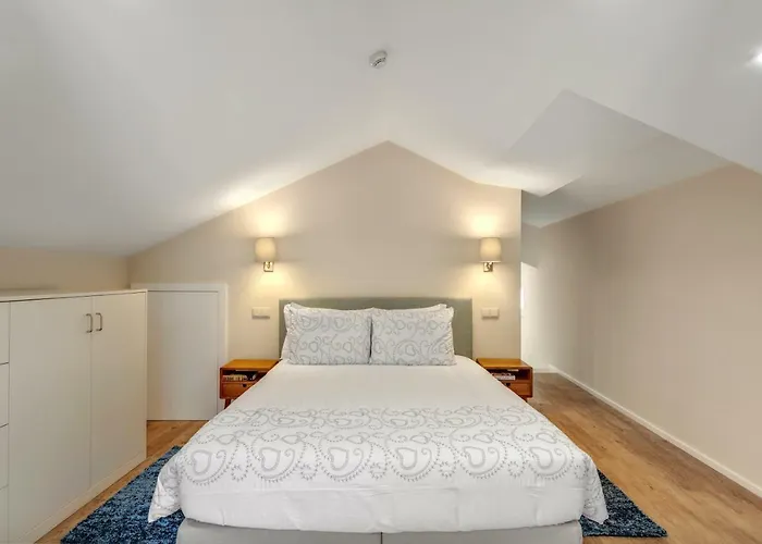 Oporto - Wine Cellars * فيلا نوفا دي غايا