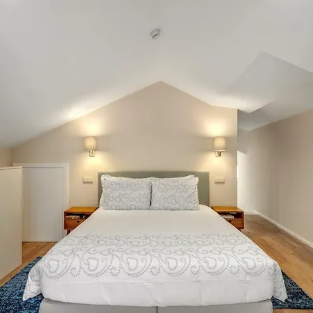 Oporto - Wine Cellars * Vila Nova de Gaia