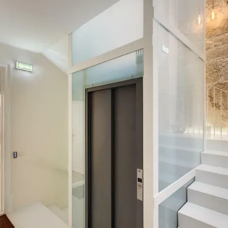 Oporto - Wine Cellars * Vila Nova de Gaia