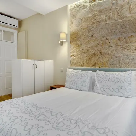 Oporto - Wine Cellars *