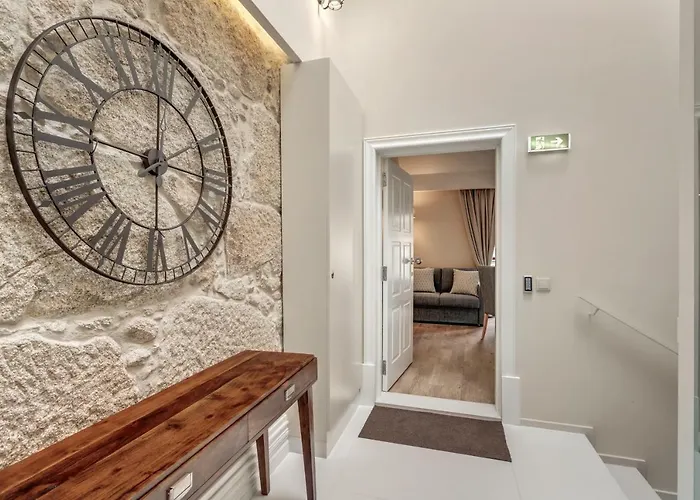 Oporto - Wine Cellars Vila Nova de Gaia